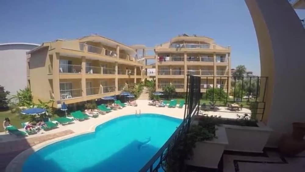 Begonville Apart Hotel Side Exterior foto