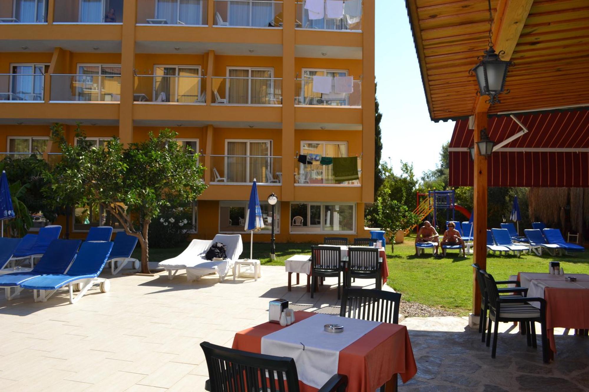 Begonville Apart Hotel Side Exterior foto